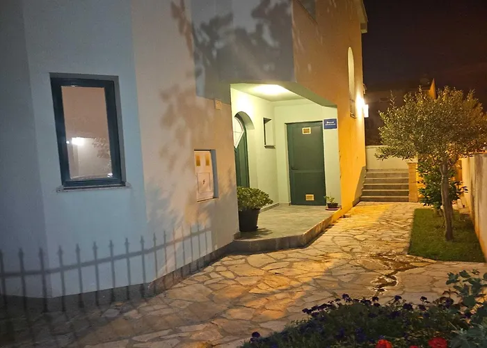 Mlikota - Two Bedroom With Terrace Διαμέρισμα *