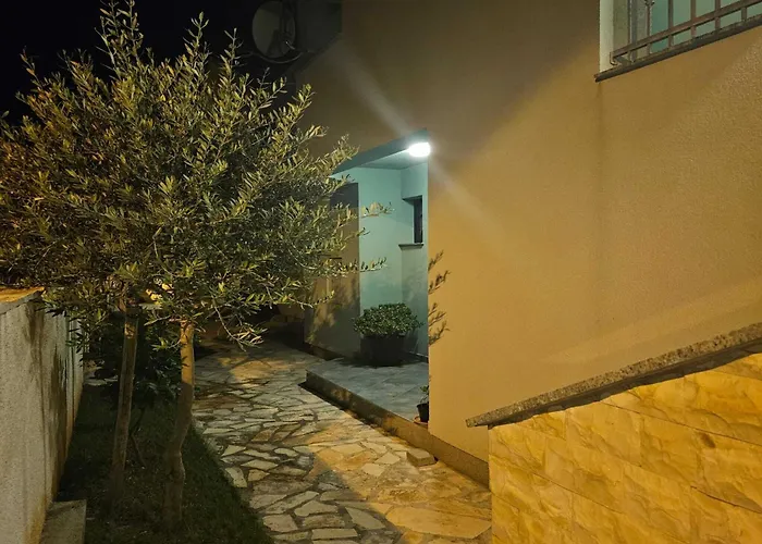 Mlikota - Two Bedroom With Terrace Lejlighed