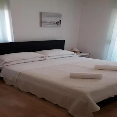Mlikota - Two Bedroom With Terrace Apartamento Zaton (Zadar)
