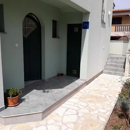 Apartman Mlikota - Two Bedroom With Terrace