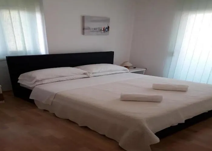 Mlikota - Two Bedroom With Terrace Apartman Zaton (Zadar)